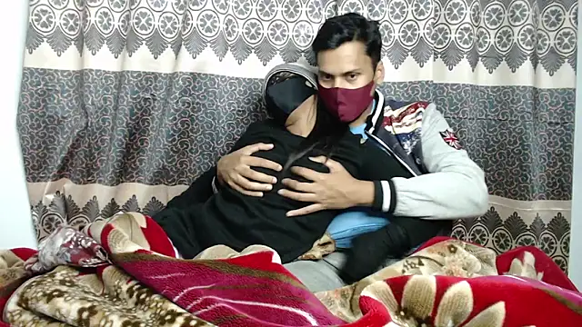 StarryWhispers online show from January 7, 2026, 7:27 pm