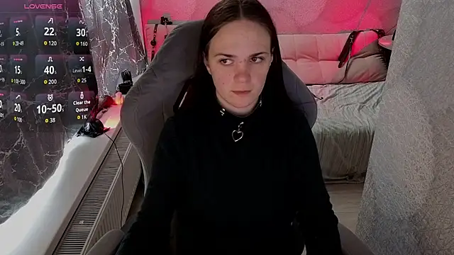 Snapshot of Mistress-Stella chatting on May 22, 2026, 11:05 am Mistress-Stella online show from May 22, 2026, 11:05 am