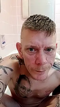 Snapshot of Der_Schoene_Penis chatting on February 2, 2026, 3:11 pm Der Schoene Penis online show from February 2, 2026, 3:11 pm