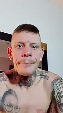 Snapshot of Der_Schoene_Penis chatting on February 5, 2026, 11:31 pm Der Schoene Penis online show from February 5, 2026, 11:31 pm