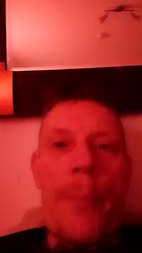 Snapshot of Der_Schoene_Penis chatting on February 24, 2026, 11:52 am Der Schoene Penis online show from February 24, 2026, 11:52 am