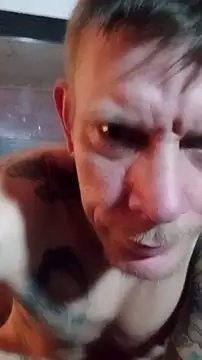 Snapshot of Der_Schoene_Penis chatting on March 11, 2026, 3:23 am Der Schoene Penis online show from March 11, 2026, 3:23 am