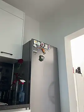 Snapshot of dear2002 chatting on February 10, 2026, 12:31 pm dear2002 online show from February 10, 2026, 12:31 pm