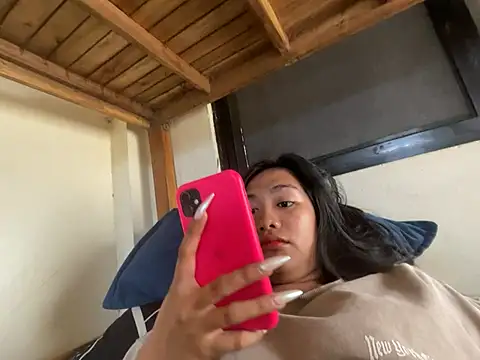 Mira Janee online show from January 14, 2026, 7:14 am