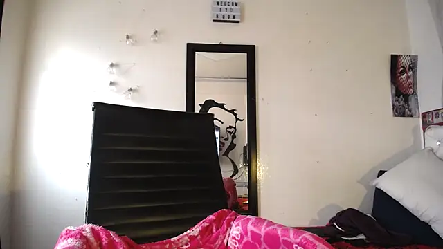 abril onnel online show from January 16, 2025, 8:57 pm