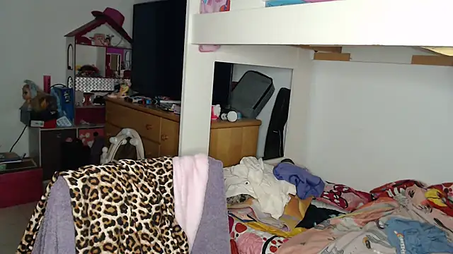 Snapshot of Piaaa3 chatting on February 25, 2026, 4:22 am Piaaa3 online show from February 25, 2026, 4:22 am