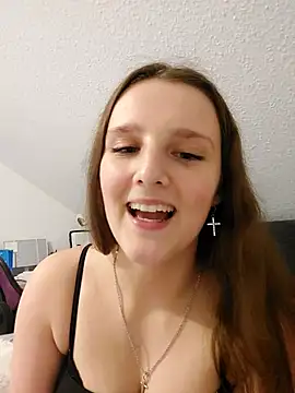 Snapshot of HotAlice69 chatting on January 14, 2026, 12:22 pm HotAlice69 online show from January 14, 2026, 12:22 pm