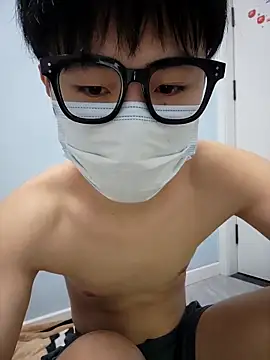 tinKKKKKKL online show from March 21, 2026, 1:26 pm