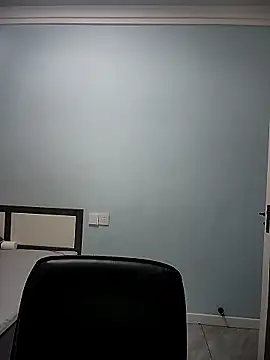 tinKKKKKKL online show from April 3, 2026, 8:34 am