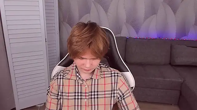 RowanScarlett online show from January 8, 2026, 9:06 pm