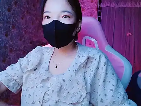 -Tamy- online show from April 22, 2026, 3:46 pm