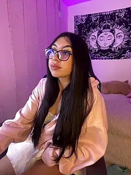 Natsrose online show from April 7, 2026, 8:09 pm