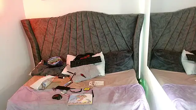 Snapshot of Neko_ne69 chatting on March 25, 2026, 1:06 pm Neko ne69 online show from March 25, 2026, 1:06 pm