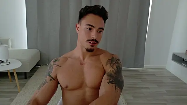Snapshot of Master_Lukas chatting on May 11, 2026, 2:45 pm Master Lukas online show from May 11, 2026, 2:45 pm