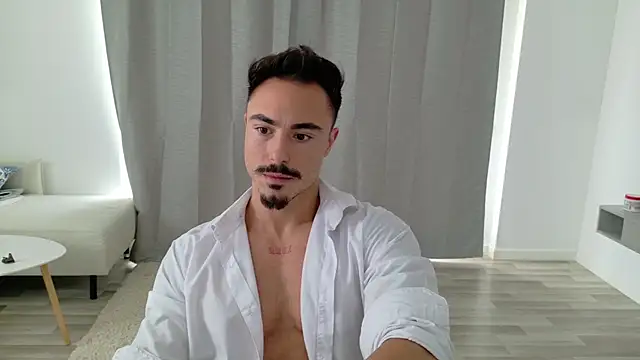 Snapshot of Master_Lukas chatting on May 13, 2026, 11:51 am Master Lukas online show from May 13, 2026, 11:51 am