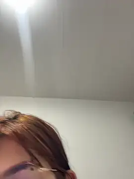 Snapshot of kuritto_ chatting on May 7, 2026, 4:18 am kuritto online show from May 7, 2026, 4:18 am
