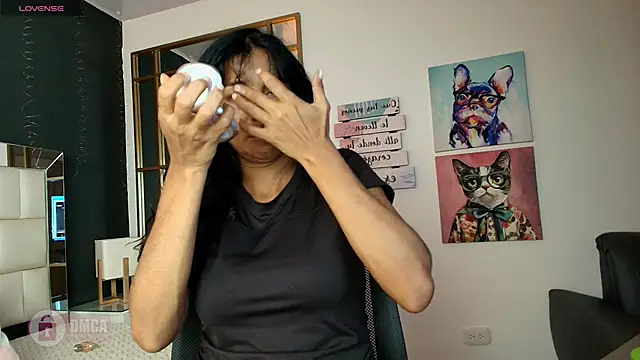 gaby jazmin online show from April 14, 2026, 6:36 pm