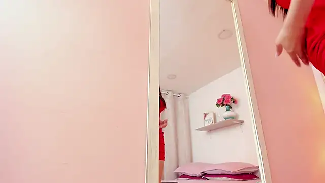 VictoriaGarret online show from February 10, 2026, 12:20 pm