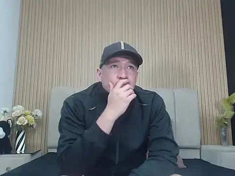 LesterJoness online show from January 7, 2026, 6:21 pm