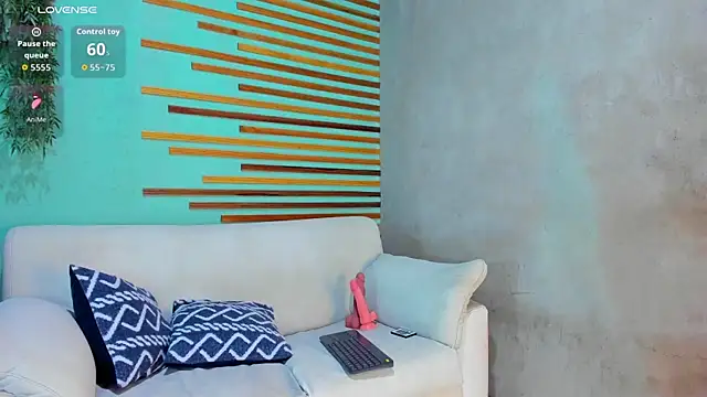 Jade oz  online show from January 16, 2026, 1:53 am