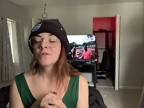 Snapshot of Intothewoodswego chatting on February 16, 2026, 2:24 pm Intothewoodswego online show from February 16, 2026, 2:24 pm