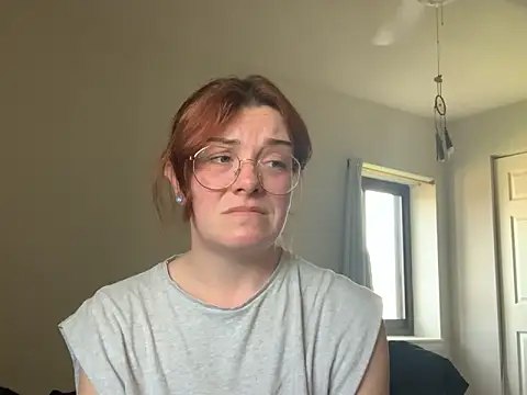 Snapshot of Intothewoodswego chatting on April 16, 2026, 7:14 pm Intothewoodswego online show from April 16, 2026, 7:14 pm
