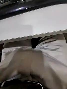 rohit16770 online show from April 9, 2026, 5:07 am