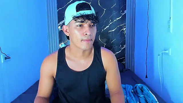 jamescurly00 online show from February 6, 2026, 7:23 am