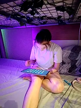 LissieDemons online show from February 16, 2026, 1:18 pm