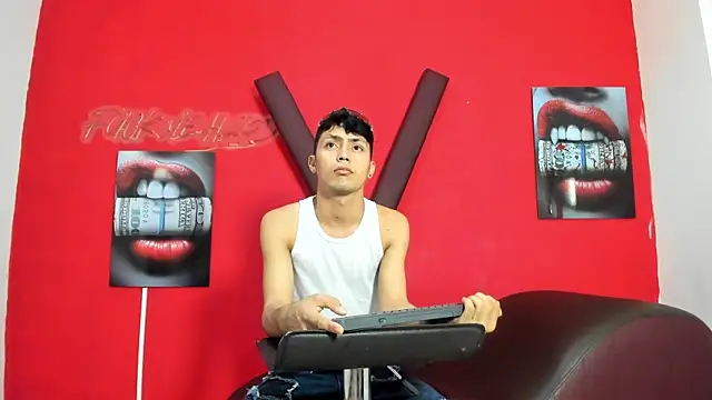 AVENGER BOYS2026 online show from May 19, 2026, 7:20 pm