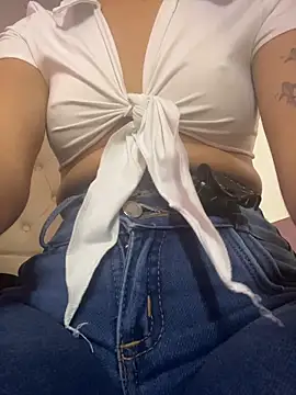 Michelle ec online show from April 7, 2026, 7:36 pm