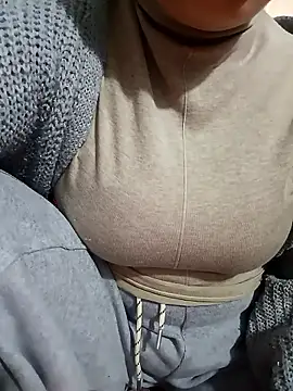 Tulip Giang online show from January 7, 2026, 3:25 pm