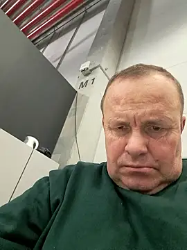 Snapshot of kanos71 chatting on January 8, 2026, 12:07 pm kanos71 online show from January 8, 2026, 12:07 pm