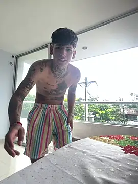 Sam 33 sexy 27 online show from February 17, 2026, 7:20 pm