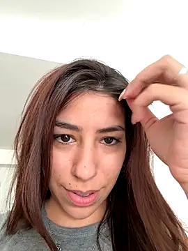 Snapshot of Chiarabbyfun chatting on January 6, 2026, 8:45 pm Chiarabbyfun online show from January 6, 2026, 8:45 pm