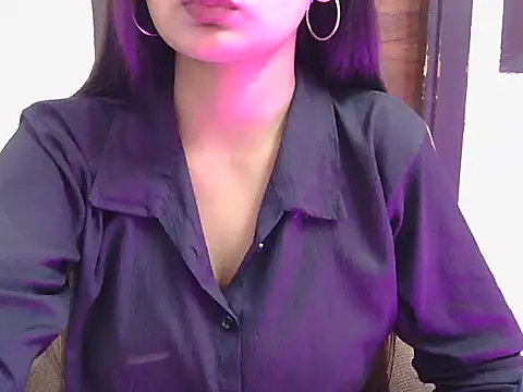 sweet riyaaa online show from March 24, 2026, 4:06 am