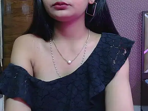 sweet riyaaa online show from May 10, 2026, 4:17 am
