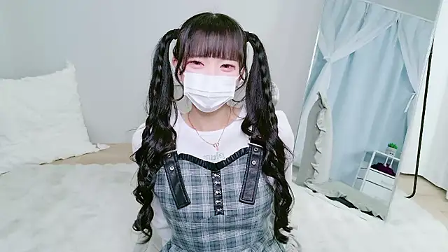 Nonn chan online show from February 10, 2026, 7:34 am