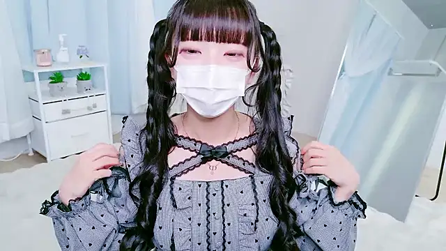 Nonn chan online show from March 1, 2026, 4:03 am