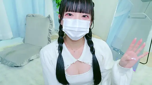 Nonn chan online show from April 6, 2026, 5:41 am