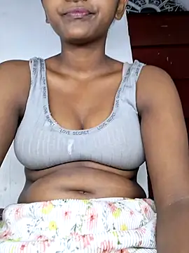 Snapshot of Royal-girl78 chatting on May 7, 2026, 4:34 pm Royal-girl78 online show from May 7, 2026, 4:34 pm