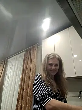 Tender-Blue online show from March 18, 2026, 8:50 am