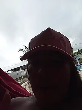 Indiafogosa23 online show from April 12, 2026, 10:53 am