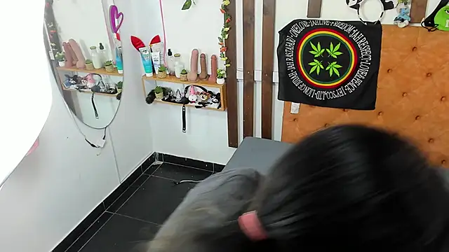 MeowMota  online show from June 13, 2026, 6:28 pm