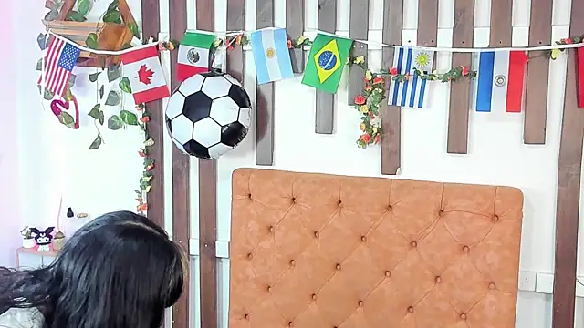 MeowMota  online show from July 10, 2026, 6:43 pm