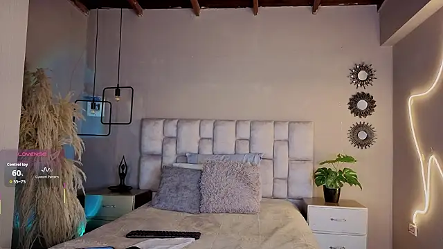 Snapshot of _liiss chatting on February 23, 2026, 11:18 am liiss online show from February 23, 2026, 11:18 am