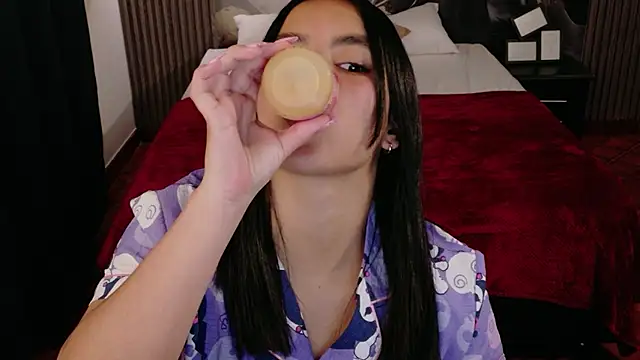 Snapshot of SofiaMante_ chatting on February 17, 2026, 10:05 pm SofiaMante online show from February 17, 2026, 10:05 pm