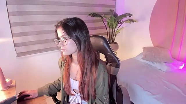 scarlett rosse x online show from January 12, 2026, 2:22 pm