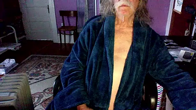 LickYourYoni online show from April 6, 2026, 2:07 pm