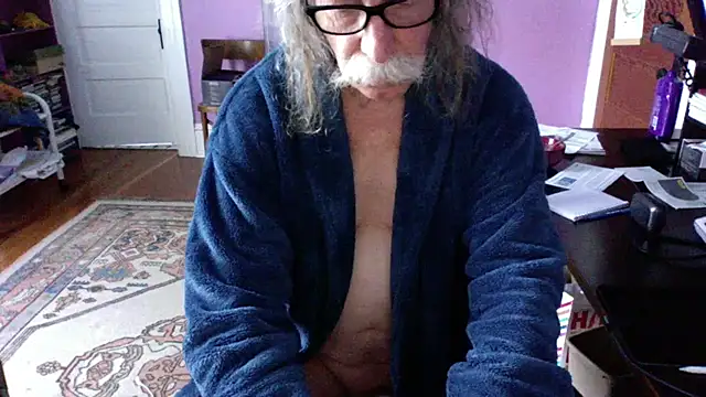 LickYourYoni online show from May 19, 2026, 2:56 pm